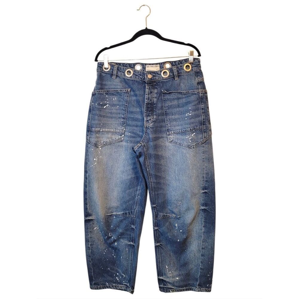 We The Free Moxie Barrel Leg Distressed Blue Painter Jeans with Grommet Waist 28